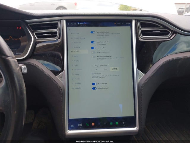 Tesla Model S P85 2014 5YJSA1H15EFP49393 Image 18