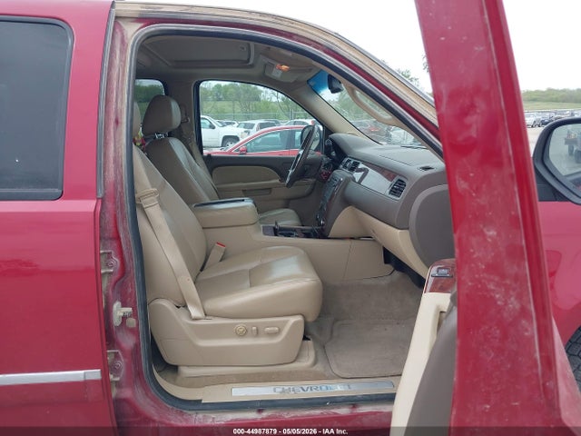 2013 Chevrolet Tahoe Ltz მანქანა იყიდება აუქციონზე, vin: 1GNSKCE05DR283629, აუქციონის ნომერი: 44987879