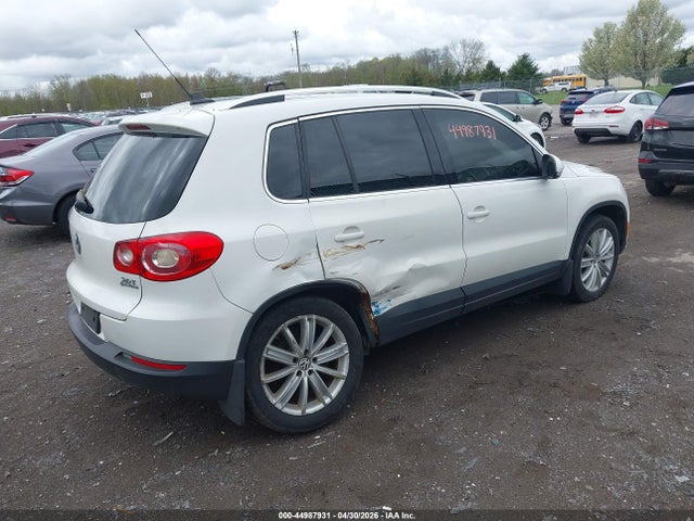 Продаж на аукціоні авто 2011 Volkswagen Tiguan Se, vin: WVGBV7AX7BW525079, номер лоту: 44987931