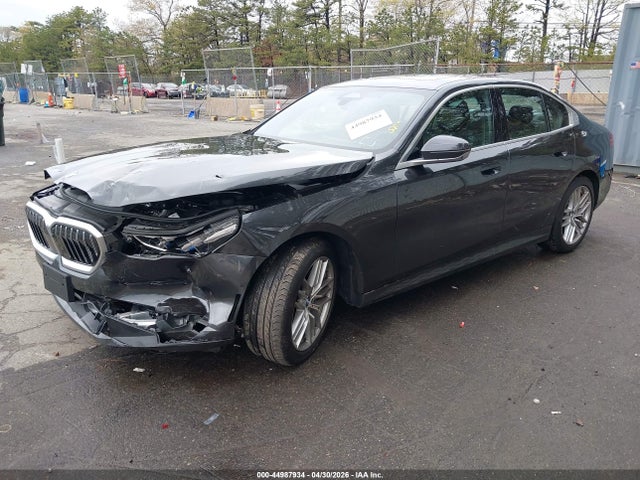 2025 Bmw 530i Xdrive მანქანა იყიდება აუქციონზე, vin: WBA53FJ09SCU23110, აუქციონის ნომერი: 44987934