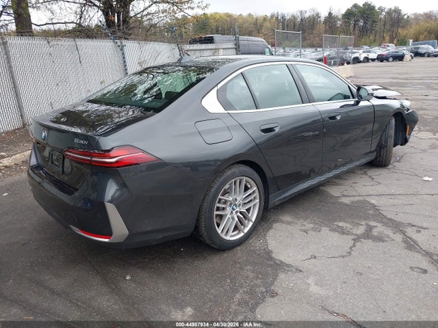 2025 Bmw 530i Xdrive მანქანა იყიდება აუქციონზე, vin: WBA53FJ09SCU23110, აუქციონის ნომერი: 44987934