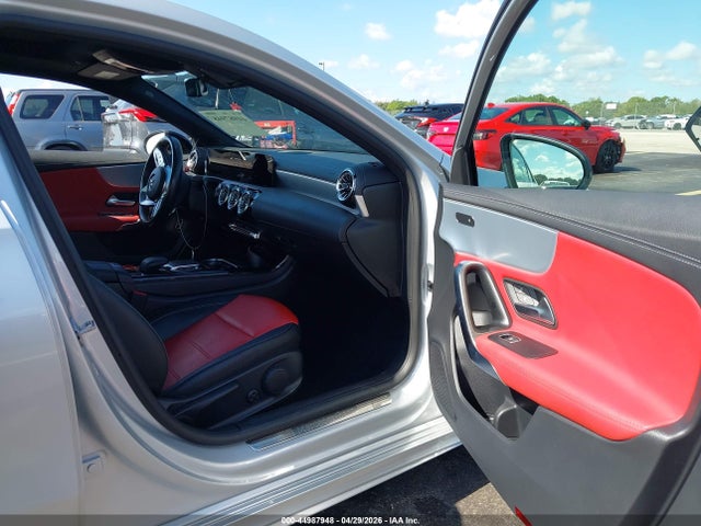 Aukcja sprzedaży 2022 Mercedes-benz A 220, vin: W1K3G4EB2NJ368648, numer aukcji: 44987948