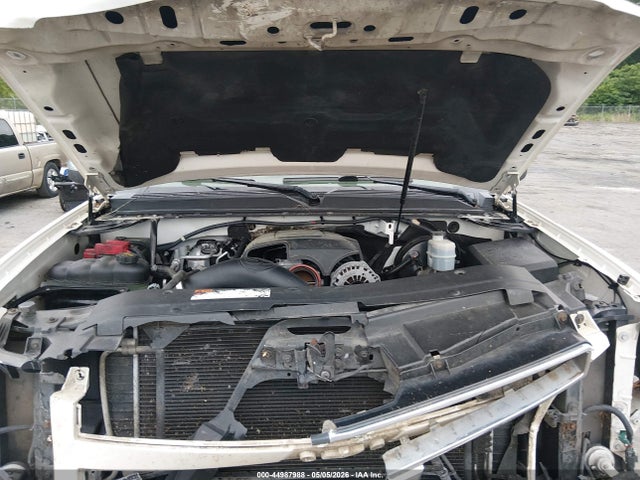 44987988 :رقم المزاد ، 1GNSCCE03BR376305 vin ، 2011 Chevrolet Tahoe Ltz مزاد بيع