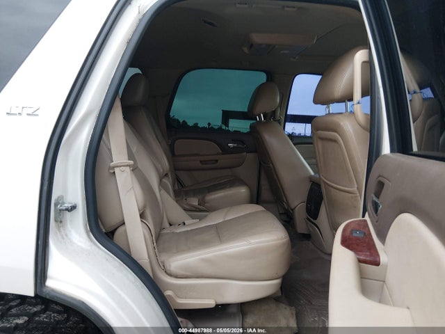 44987988 :رقم المزاد ، 1GNSCCE03BR376305 vin ، 2011 Chevrolet Tahoe Ltz مزاد بيع