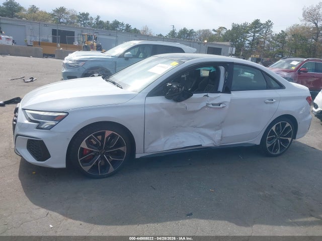 2024 Audi S3 Premium Plus Tfsi Quattro S Tronic მანქანა იყიდება აუქციონზე, vin: WAUH3DGY5RA129580, აუქციონის ნომერი: 44988022