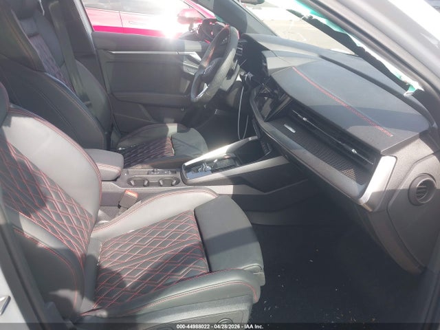 2024 Audi S3 Premium Plus Tfsi Quattro S Tronic მანქანა იყიდება აუქციონზე, vin: WAUH3DGY5RA129580, აუქციონის ნომერი: 44988022