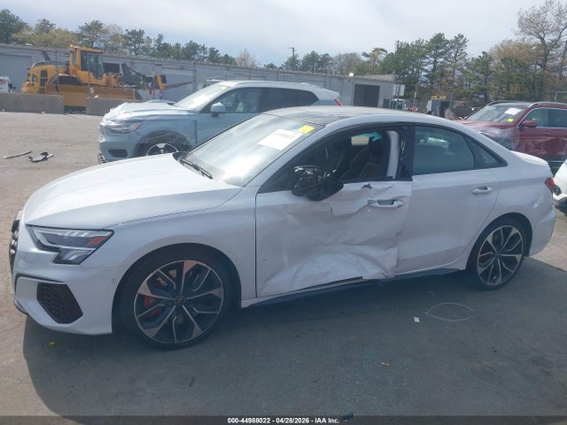 2024 Audi S3 Premium Plus Tfsi Quattro S Tronic მანქანა იყიდება აუქციონზე, vin: WAUH3DGY5RA129580, აუქციონის ნომერი: 44988022