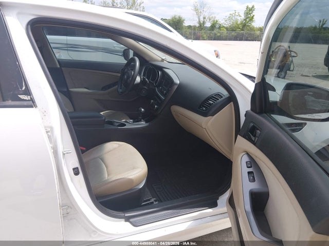 44988041 :رقم المزاد ، 5XXGM4A7XFG466368 vin ، 2015 Kia Optima Lx مزاد بيع