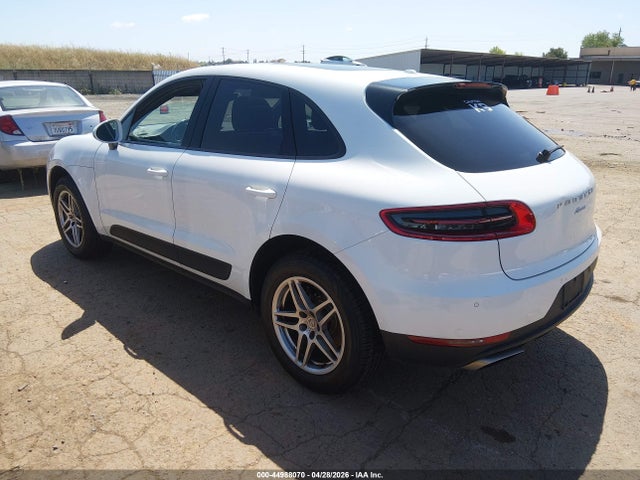 Porsche Macan 2018 WP1AA2A52JLB08237 Image 3