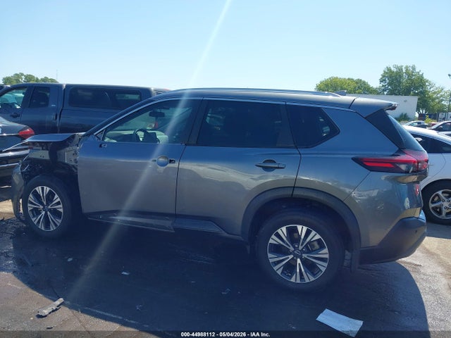Продаж на аукціоні авто 2022 Nissan Rogue Sv Fwd, vin: 5N1BT3BA8NC680562, номер лоту: 44988112
