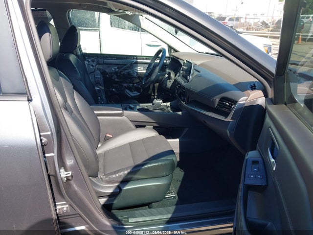 Продаж на аукціоні авто 2022 Nissan Rogue Sv Fwd, vin: 5N1BT3BA8NC680562, номер лоту: 44988112