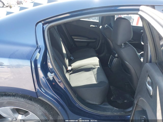 2C3CDXBGXGH174446 Dodge Charger Se