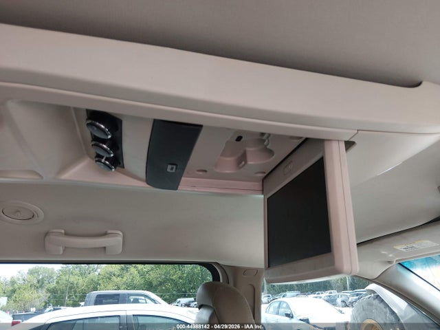 44988142 :رقم المزاد ، 2C4RC1BGXGR213780 vin ، 2016 Chrysler Town & Country Touring مزاد بيع
