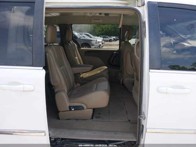 44988142 :رقم المزاد ، 2C4RC1BGXGR213780 vin ، 2016 Chrysler Town & Country Touring مزاد بيع