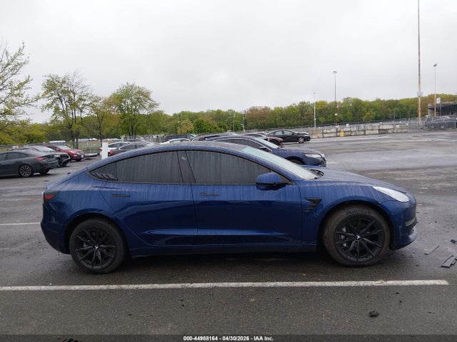 Tesla Model 3 Rear-wheel Drive 2023 5YJ3E1EA1PF558537 Image 12