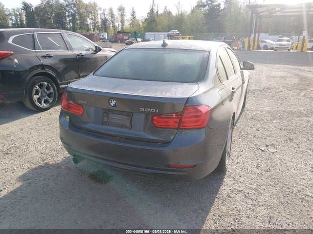 WBA3C3G5XFNS75018 BMW 320i Xdrive