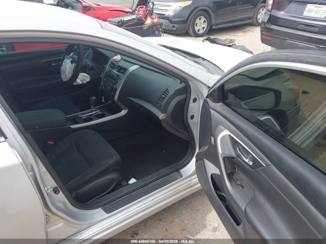 Продаж на аукціоні авто 2015 Nissan Altima 2.5/2.5 S/2.5 Sl/2.5 Sv, vin: 1N4AL3AP8FC262161, номер лоту: 44988166