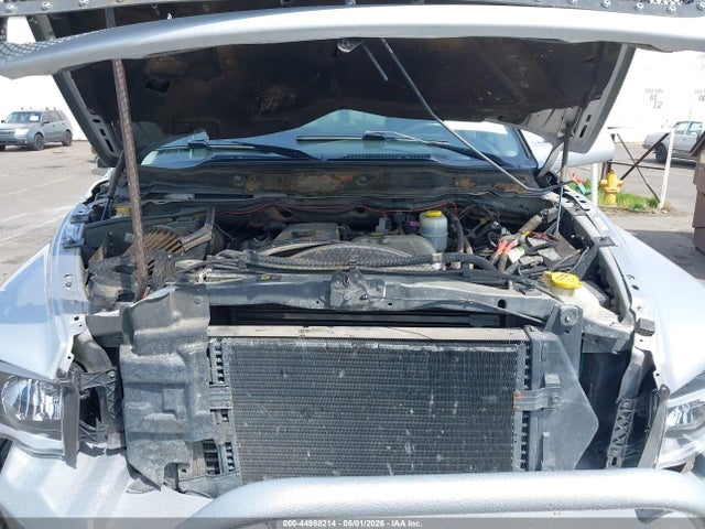 44988214 :رقم المزاد ، 3D7KU28C94G214094 vin ، 2004 Dodge Ram 2500 Slt/laramie مزاد بيع
