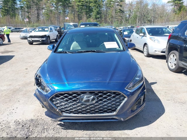 2018 Hyundai Sonata Limited მანქანა იყიდება აუქციონზე, vin: 5NPE34AF9JH715869, აუქციონის ნომერი: 44988232