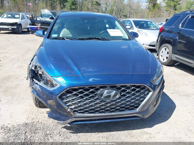 2018 Hyundai Sonata Limited მანქანა იყიდება აუქციონზე, vin: 5NPE34AF9JH715869, აუქციონის ნომერი: 44988232