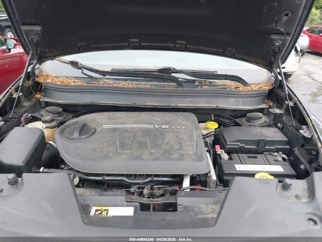 Продаж на аукціоні авто 2015 Jeep Cherokee Latitude, vin: 1C4PJMCS1FW792648, номер лоту: 44988240