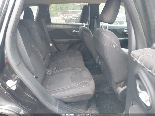 Продаж на аукціоні авто 2015 Jeep Cherokee Latitude, vin: 1C4PJMCS1FW792648, номер лоту: 44988240