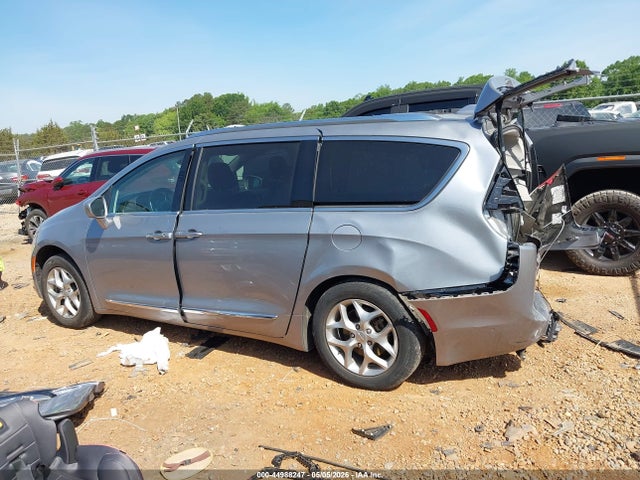 44988247 :رقم المزاد ، 2C4RC1EGXKR629798 vin ، 2019 Chrysler Pacifica Touring L Plus مزاد بيع