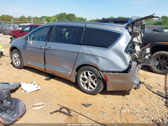 44988247 :رقم المزاد ، 2C4RC1EGXKR629798 vin ، 2019 Chrysler Pacifica Touring L Plus مزاد بيع