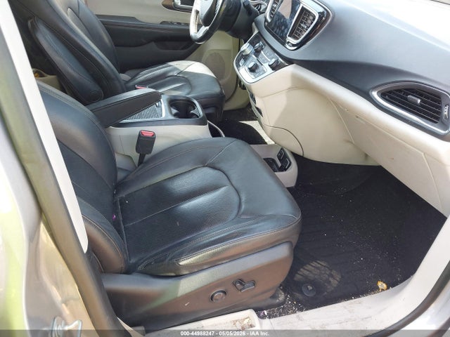 44988247 :رقم المزاد ، 2C4RC1EGXKR629798 vin ، 2019 Chrysler Pacifica Touring L Plus مزاد بيع