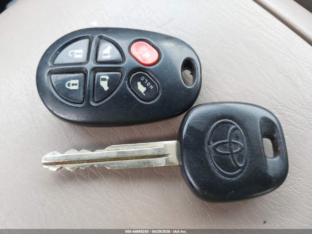 2005 Toyota Sienna Xle მანქანა იყიდება აუქციონზე, vin: 5TDZA22C85S271805, აუქციონის ნომერი: 44988250