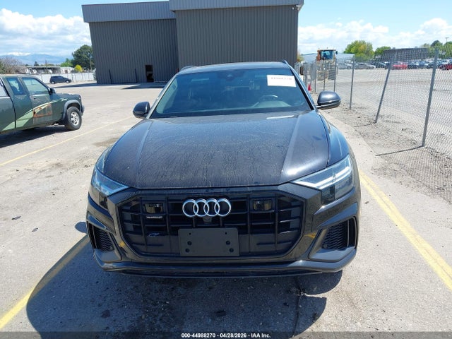 WA1EVAF13KD018382 Audi Q8 55 Premium