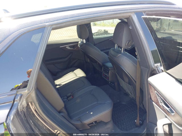 WA1EVAF13KD018382 Audi Q8 55 Premium