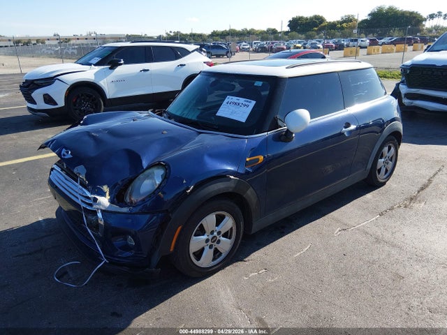 Продажа на аукционе авто 2015 Mini Hardtop Cooper, vin: WMWXM5C59FT941975, номер лота: 44988299
