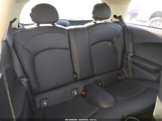 Продажа на аукционе авто 2015 Mini Hardtop Cooper, vin: WMWXM5C59FT941975, номер лота: 44988299
