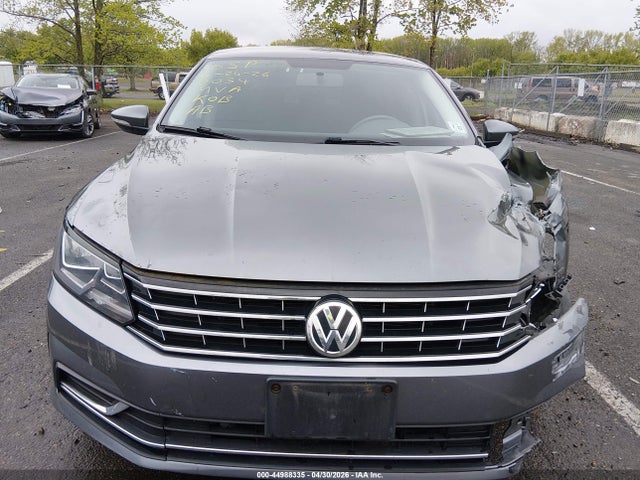 Aukcja sprzedaży 2017 Volkswagen Passat 1.8t S, vin: 1VWAT7A36HC050034, numer aukcji: 44988335