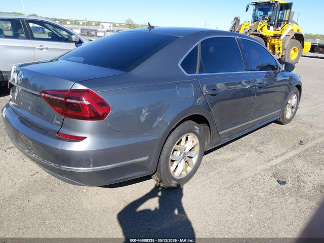 Aukcja sprzedaży 2017 Volkswagen Passat 1.8t S, vin: 1VWAT7A36HC050034, numer aukcji: 44988335