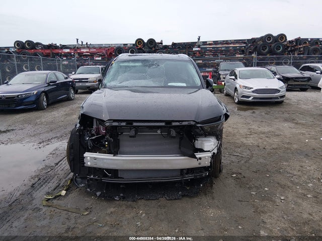 2026 Toyota Grand Highlander Platinum მანქანა იყიდება აუქციონზე, vin: 5TDAAAB50TS131821, აუქციონის ნომერი: 44988384