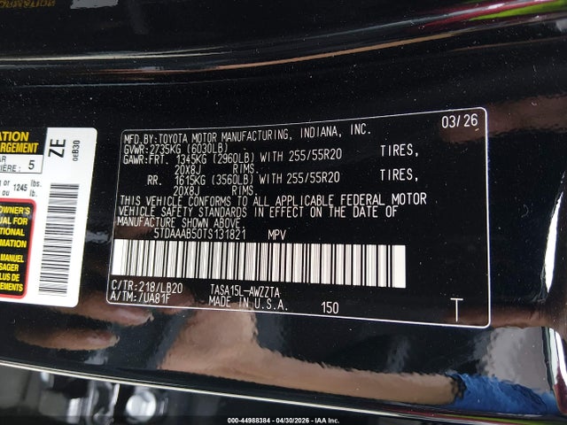 2026 Toyota Grand Highlander Platinum მანქანა იყიდება აუქციონზე, vin: 5TDAAAB50TS131821, აუქციონის ნომერი: 44988384