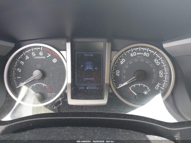 2020 Toyota Tacoma Sr5 V6 მანქანა იყიდება აუქციონზე, vin: 3TMAZ5CNXLM125376, აუქციონის ნომერი: 44988391