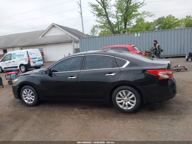 2017 Nissan Altima 2.5 S მანქანა იყიდება აუქციონზე, vin: 1N4AL3AP9HC296600, აუქციონის ნომერი: 44988402