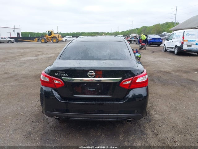 2017 Nissan Altima 2.5 S მანქანა იყიდება აუქციონზე, vin: 1N4AL3AP9HC296600, აუქციონის ნომერი: 44988402