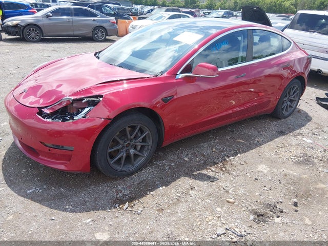 Tesla Model 3 Long Range/performance 2018 5YJ3E1EB9JF064247 Image 2