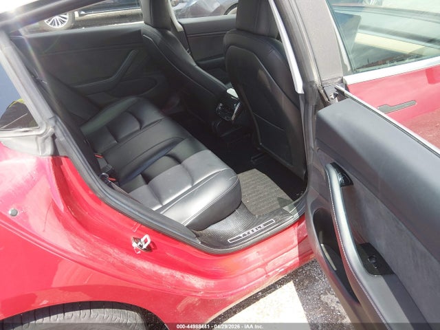Tesla Model 3 Long Range/performance 2018 5YJ3E1EB9JF064247 Image 8