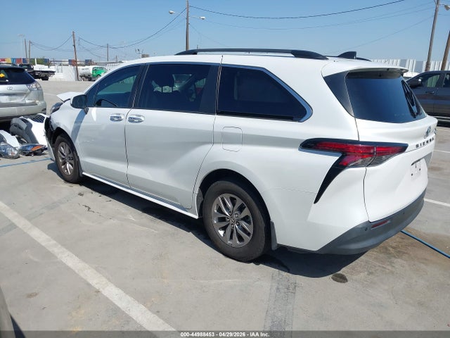 5TDJRKEC3NS135955 Toyota SIENNA XLE