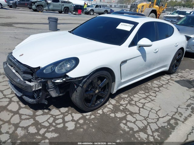 Porsche PANAMERA 4 2014 WP0AA2A76EL011003 Image 2