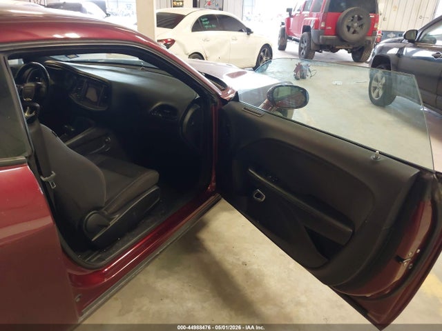 Продажа на аукционе авто 2019 Dodge Challenger Sxt, vin: 2C3CDZAG6KH649550, номер лота: 44988476