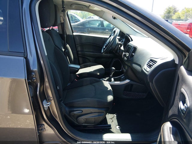 2018 Jeep Compass Sport Fwd მანქანა იყიდება აუქციონზე, vin: 3C4NJCAB0JT335249, აუქციონის ნომერი: 44988482