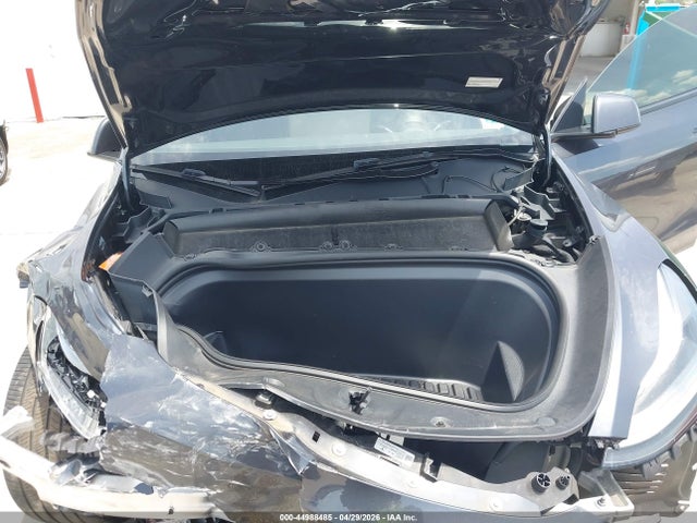 2025 Tesla Model Y Long Range Dual Motor All-wheel Drive მანქანა იყიდება აუქციონზე, vin: 7SAYGDEE7SA367041, აუქციონის ნომერი: 44988485