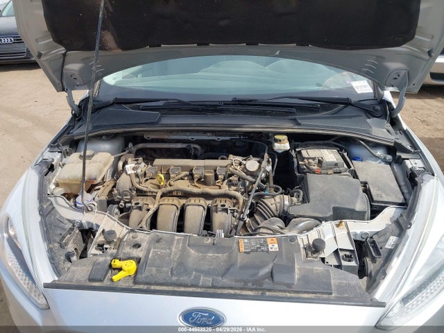 1FADP3F25JL225317 Ford FOCUS SE