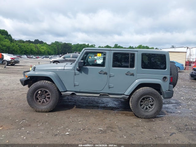44988521 :رقم المزاد ، 1C4HJWEG3FL528440 vin ، 2015 Jeep Wrangler Unlimited Sahara مزاد بيع